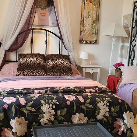 Hotel Holidays In Florencja Zewnętrze zdjęcie