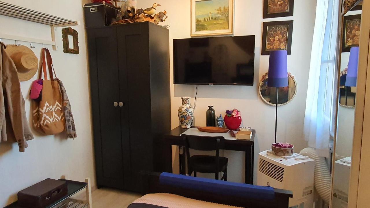 Hotel Holidays In Florencja Zewnętrze zdjęcie